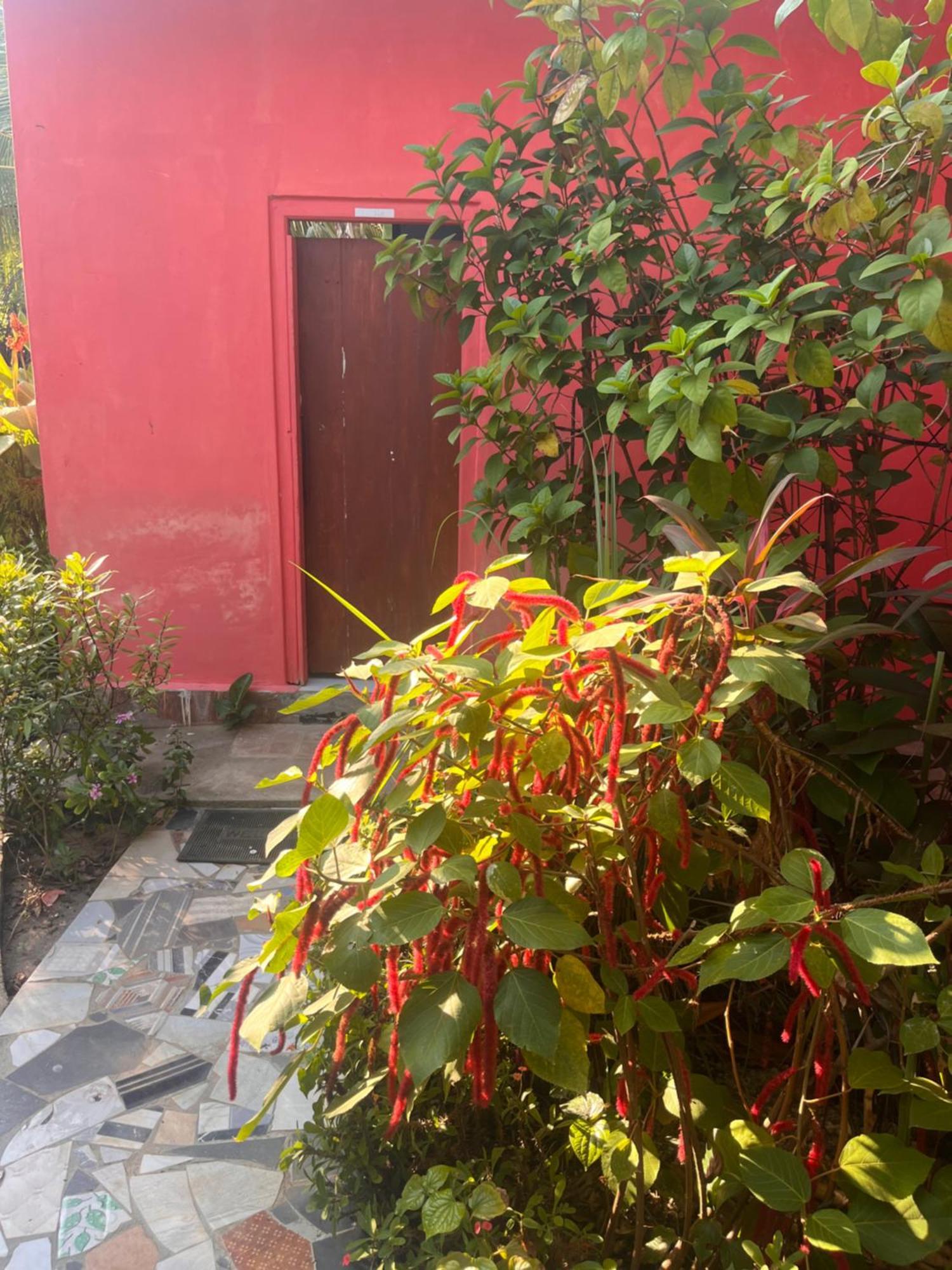 טרינקומאלה Lobster Inn מראה חיצוני תמונה